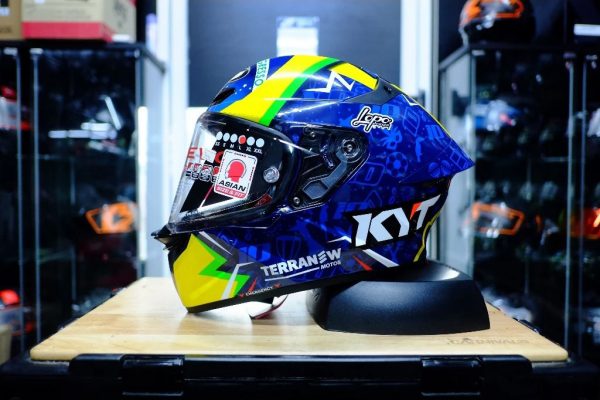หมวกกันน็อค KYT รุ่น TT-Revo DIOGO MOREIRA 2024 ชิลด์หน้าสีใส รูปทรงสปอร์ต แถมสปอยเลอร์ทุกใบ