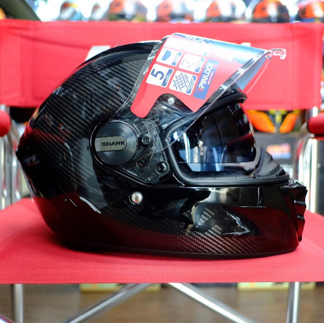 หมวกกันน็อค Shark รุ่น Spartan RS Carbon มีแว่นกันแดด แถมชิลด์ดำ - Image 3